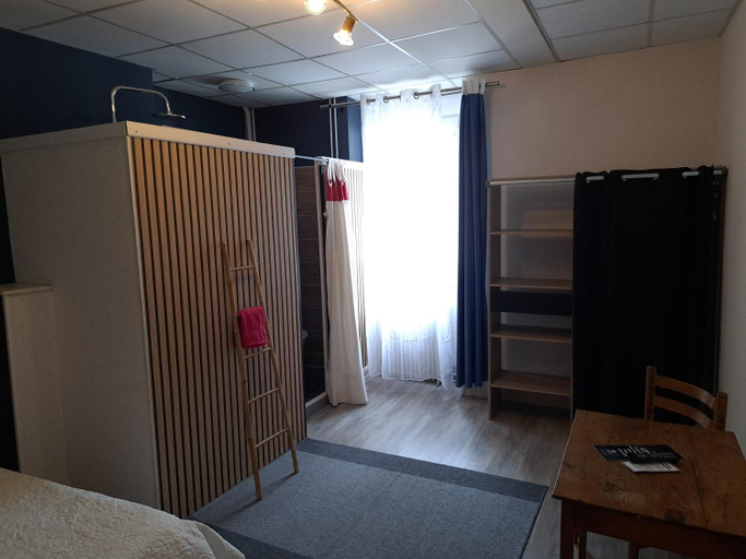 Others 4, hotel le Bearn, Hautes-Pyrénées