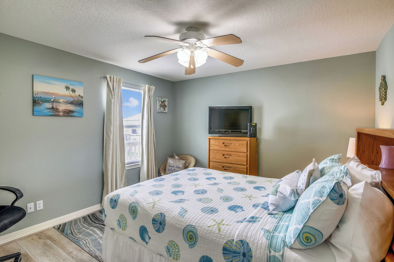 Bedroom 3, Too Pool for School by Ryson Vacation Rentals, Galveston