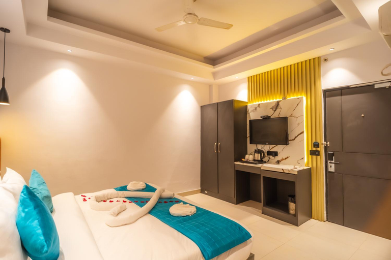 Bedroom 3, SKI Hotels And Resorts, Garhwal