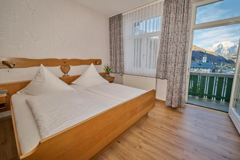 Bedroom 3, Gasthof Oberwirt, Berchtesgadener Land