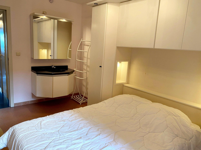 Bedroom 5, Chic Urban Seaside Apartment, West-Vlaanderen