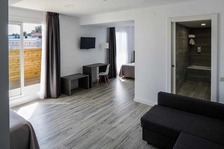 Bedroom 3, Ona Don Juan, Girona