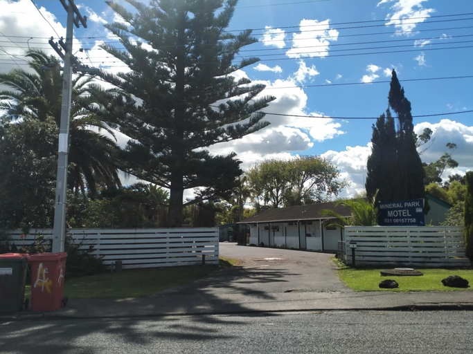 Exterior & Views, Mineral Park Motel, Rodney