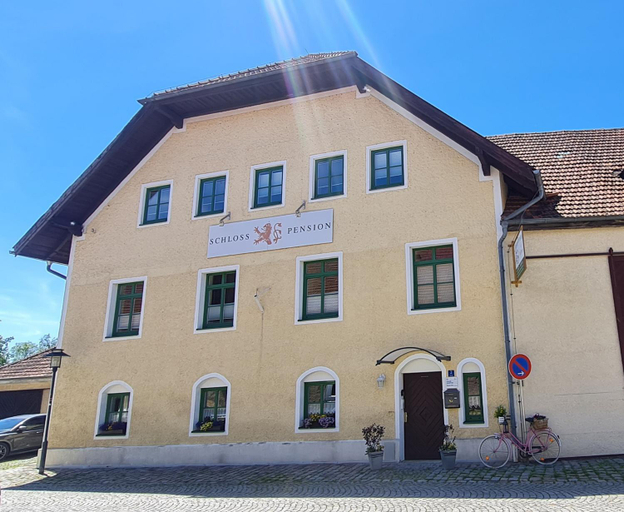 Others 5, Schlosspension Ering, Rottal-Inn