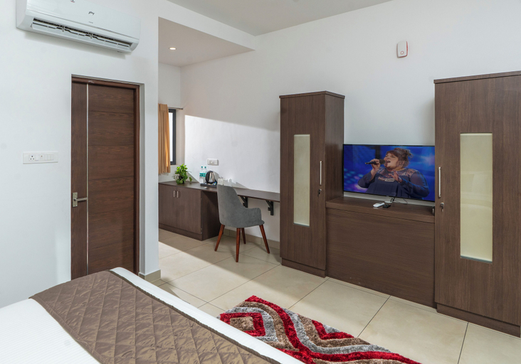 Bedroom 3, Btown Resort Kochi, Ernakulam