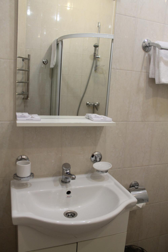 Bathroom, Hotel Paris, Semenovskiy rayon