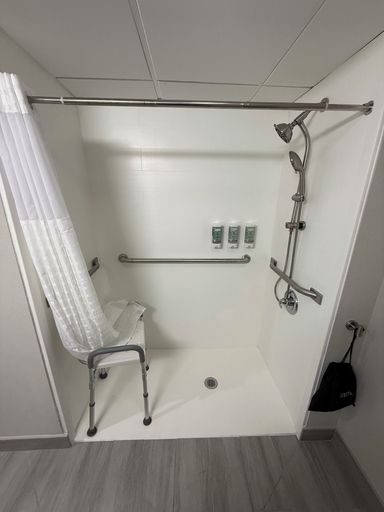 Bathroom 4, Best Western Manchester, Coffee