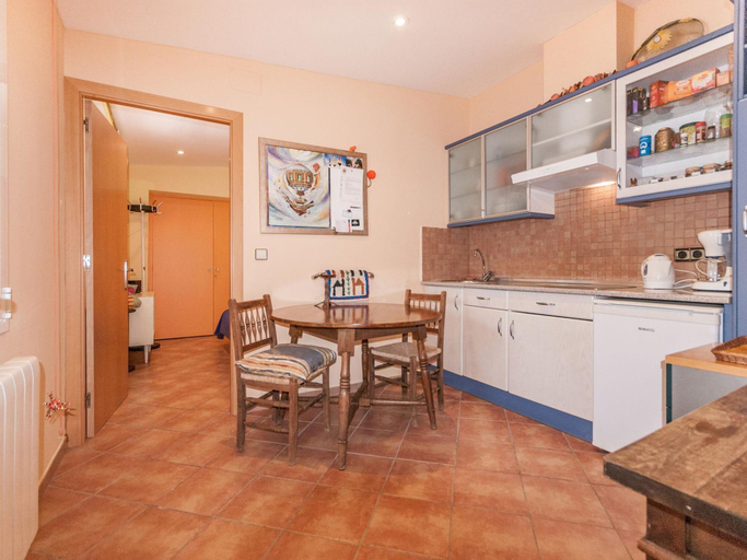 Others 3, Poolside Villa near Beaches, Girona