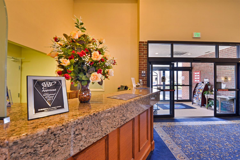 Public Area 3, Best Western La Plata Inn, Charles