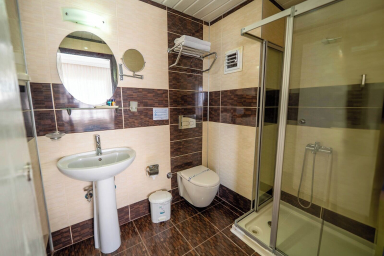 Bathroom 5, Galaxy Beach Hotel, Alanya
