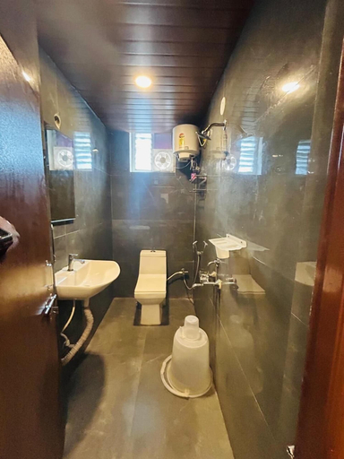 Bathroom 3, Wildwings premium hotel, Hyderabad