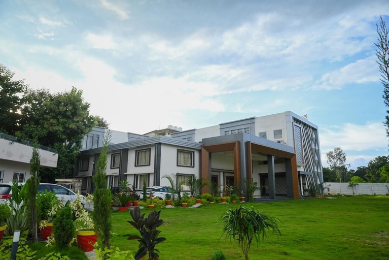 Exterior & Views 2, Jai Vilas Palace & Resort, Shahdol