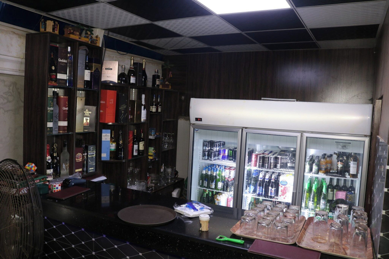 Food & Drinks 3, Plot 400 Luxury Apartments, AbujaMun