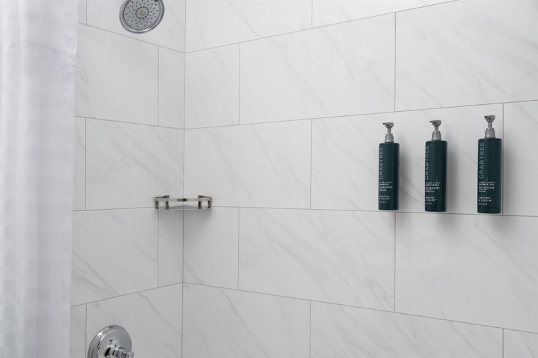 Bathroom 4