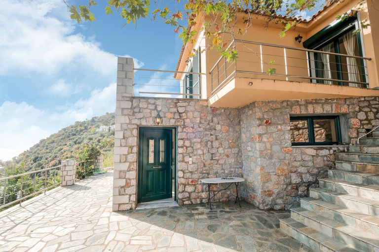 Others 4, Spacious Villa near Sea in Pera Melana, Peloponnese