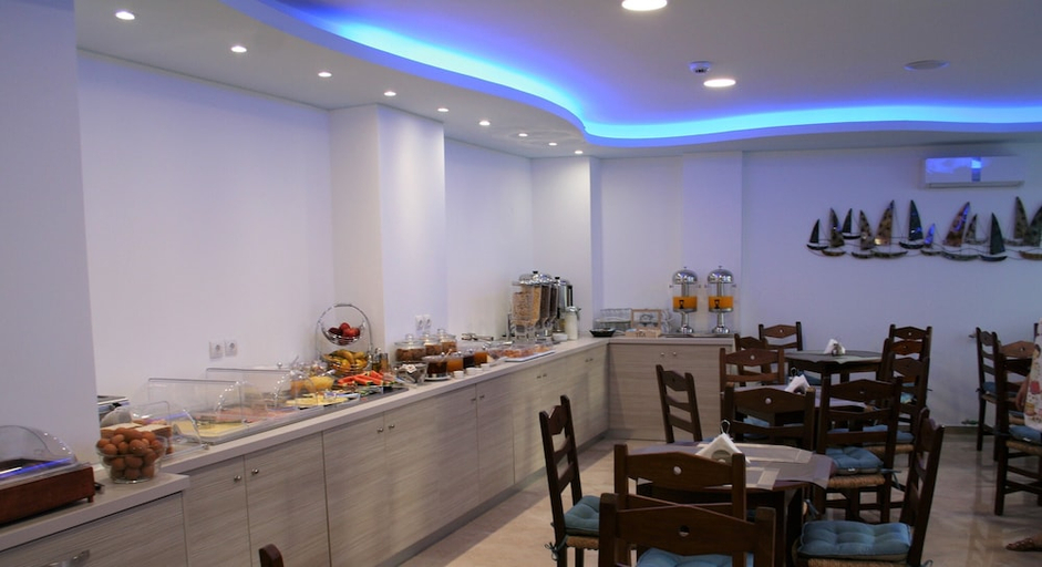 Food & Drinks 4, Naiades Marina Hotel Adults only 16+, Crete