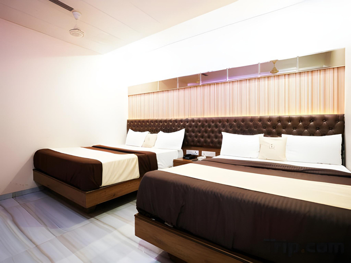 Bedroom 3, Hotel Royce Executive, Near US Consulate, Mumbai Suburban