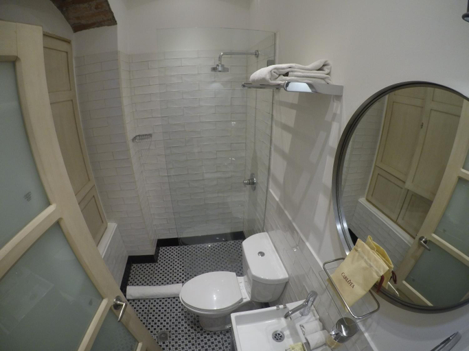 Bathroom 3, Carlota Sustainable Design Hotel, Quito