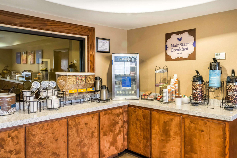 Food & Drinks 4, Mainstay Suites Edinburg South, Hidalgo