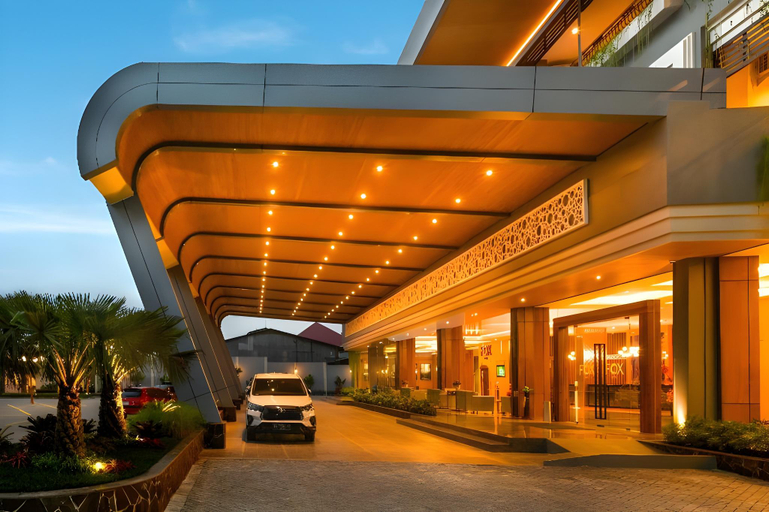 Exterior & Views 1, FOX HARRIS Hotel & Convention Banjarnegara, Wonosobo