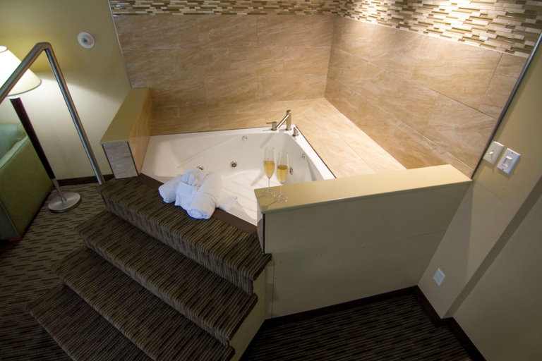Bathroom 4, Best Western Plus Plattsburgh, Clinton