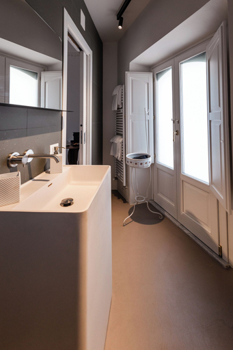 Bathroom 5, Bianko EcoChic, Enna