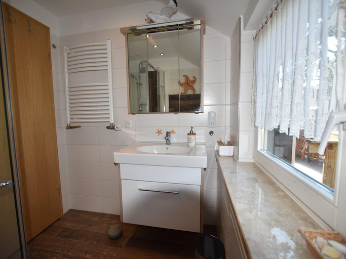 Bathroom, Awesome apartment in Unknown w/ , Nordwestmecklenburg