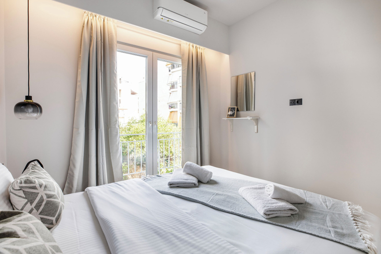 Others 4, Bask - Chic 2 Bedroom Apt in Athens, Attica