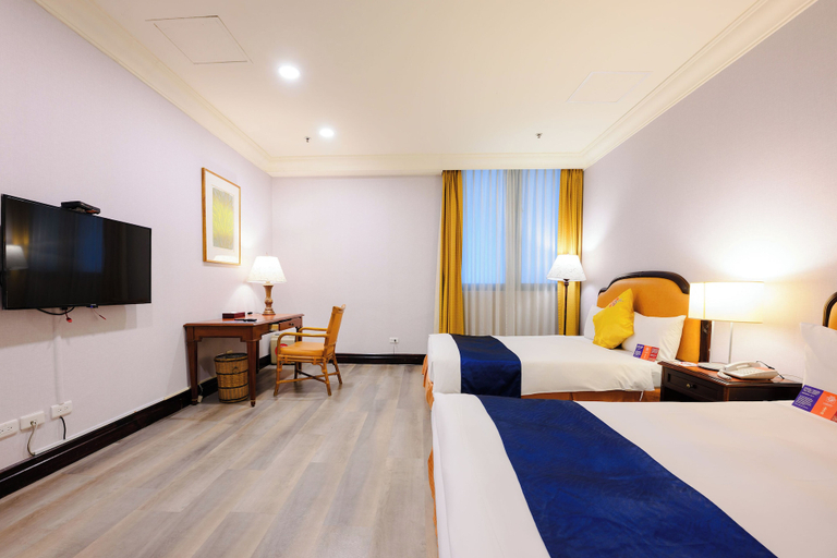 Bedroom 3, Wei-Yat Grand Hotel, Tainan