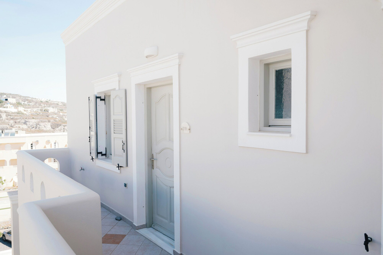 Others 5, Blue Arise Fira, South Aegean