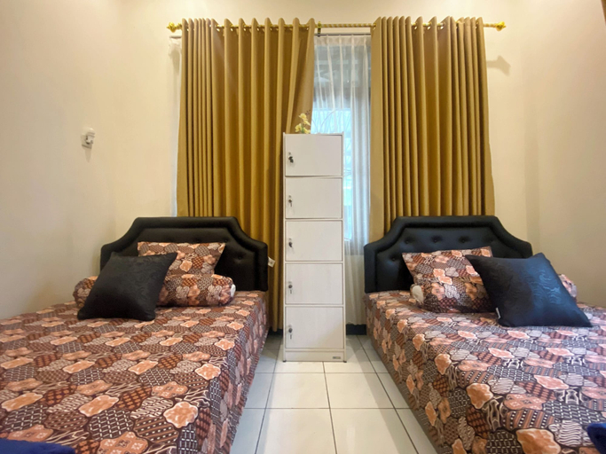 Bedroom 10