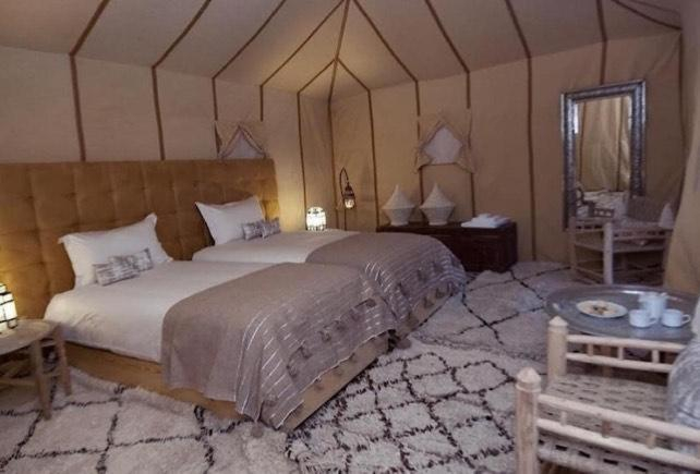 Bedroom, Merzouga Aicha Luxury Camp, Errachidia