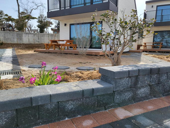 Exterior & Views 1, Muan Viento Sol Beach Pension, Muan