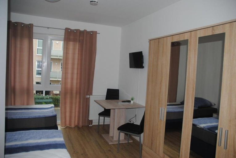 Bedroom 2, Hotel Sleep-Station Bornsen bei Hamburg Self Check-in, Herzogtum Lauenburg