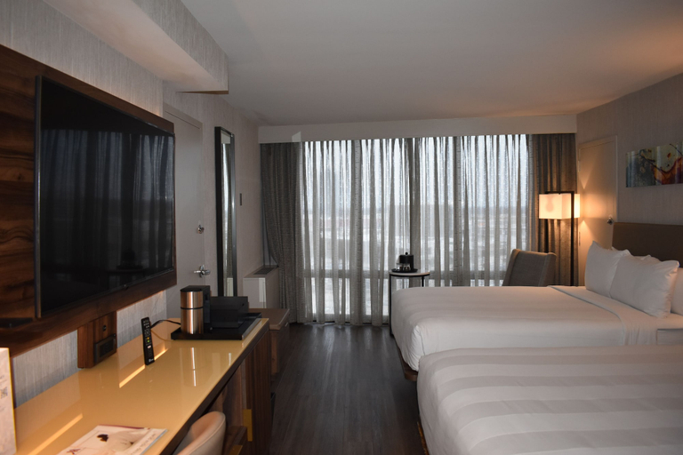 Bedroom 3, Chicago Marriott Oak Brook, Dupage