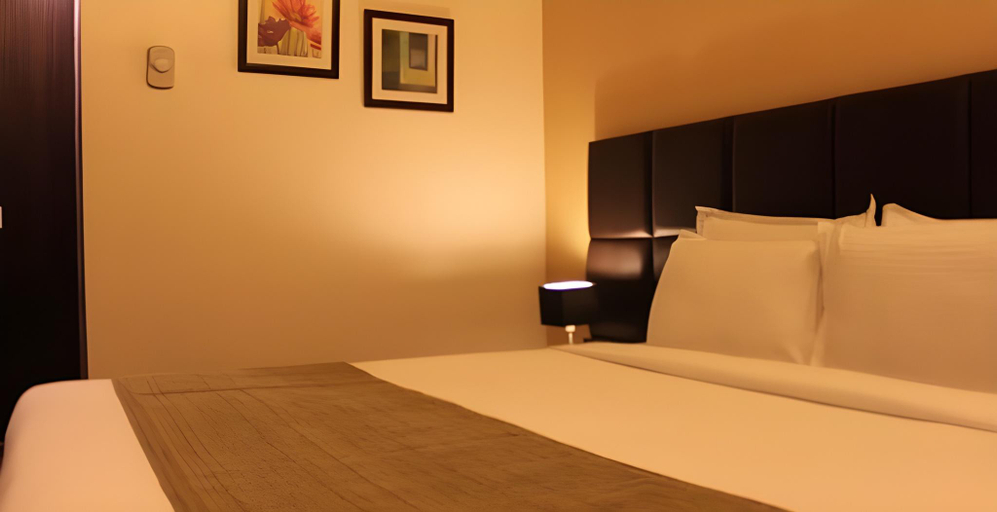 Bedroom, Iris Premiere Bed and Breakfast, Ahmadnagar