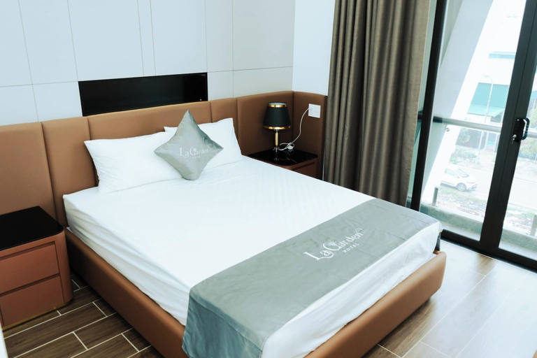Bedroom 2, La Garden Hotel Van Don by Bayluxury, Vân Đồn