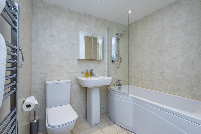Bathroom 3, Mayfair Apartment, London