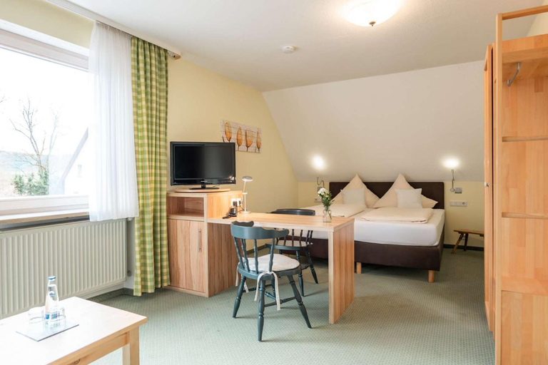Bedroom 2, Hotel Gasthof Krone, Eichstätt