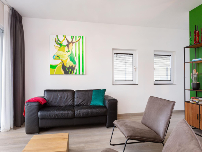 5, Apartment near Sneekermeer with Marina Access, Sneek