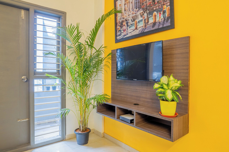 Others 4, Housr Ferguson Apartment Near Radisson, Bangalore