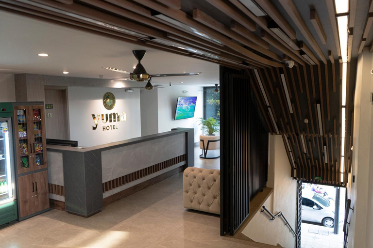 Others 3, Hotel Yuma, Puerto Salgar