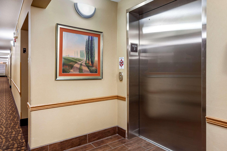 Public Area 3, Sleep Inn & Suites Hays I-70, Ellis