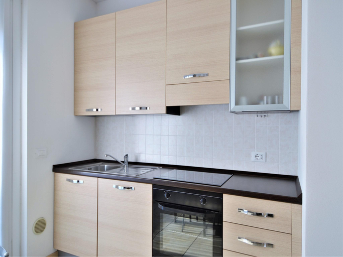 Others 5, Apartment by Lake Como with Scenic Views, Lecco