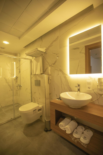 Bathroom, Divares Luxury Hotel, Şehitkamil