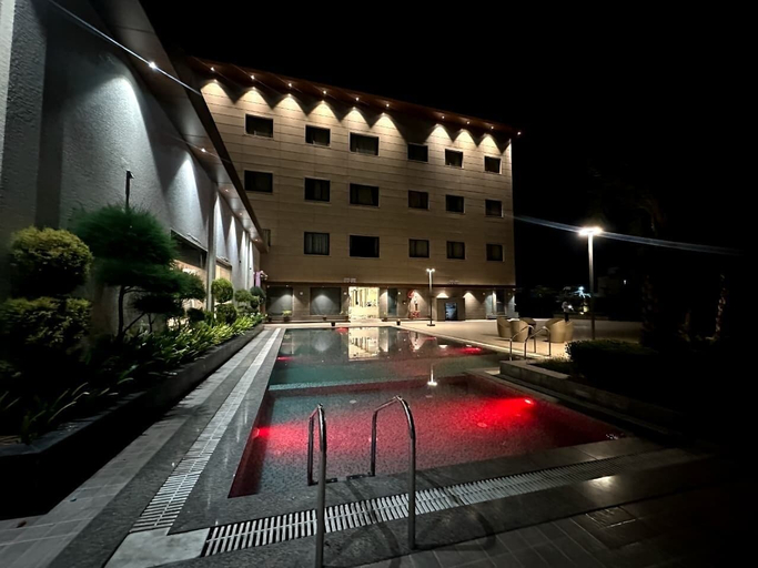 Exterior & Views 2, CROWN PARK LUXURY HOTEL, Bhilwara