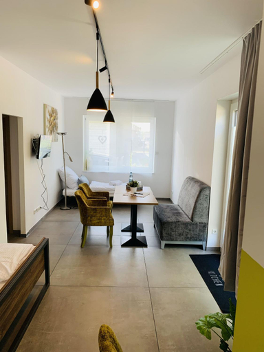 Others 2, Gaste und Messezimmer Adelheidsdorf, Celle