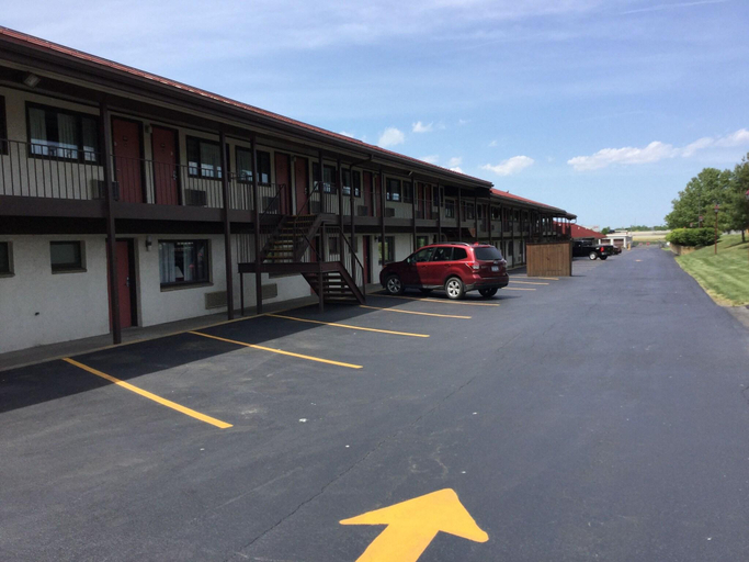 Public Area 1, Econo Lodge South, Erie