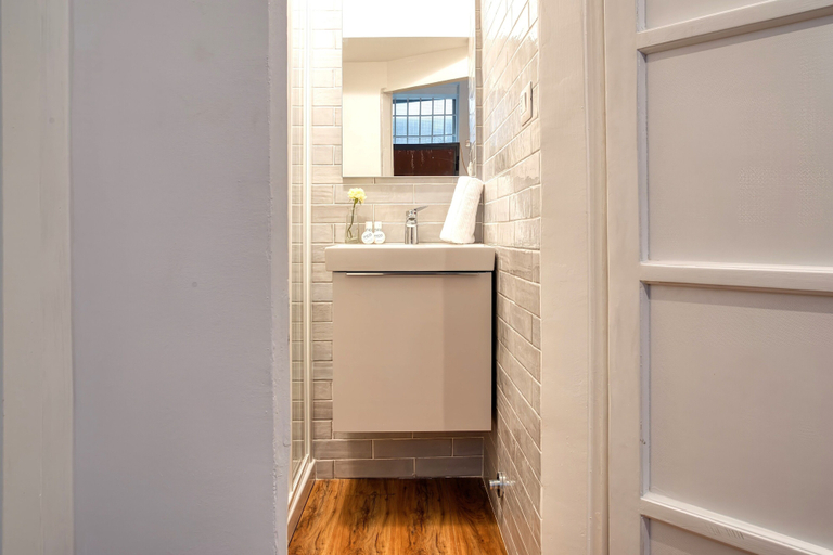 Bathroom 2, Compact studio near the City Centre, Milano