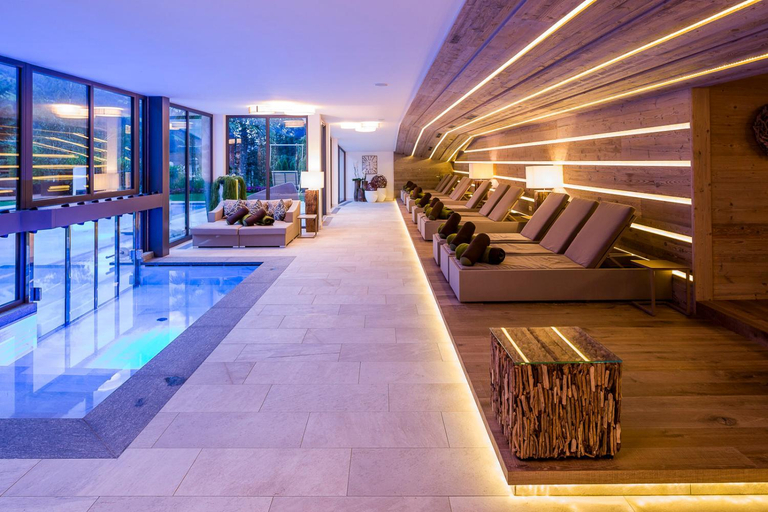 Sport & Beauty 2, Hotel Chalet Das Alpenschlossel, Bolzano